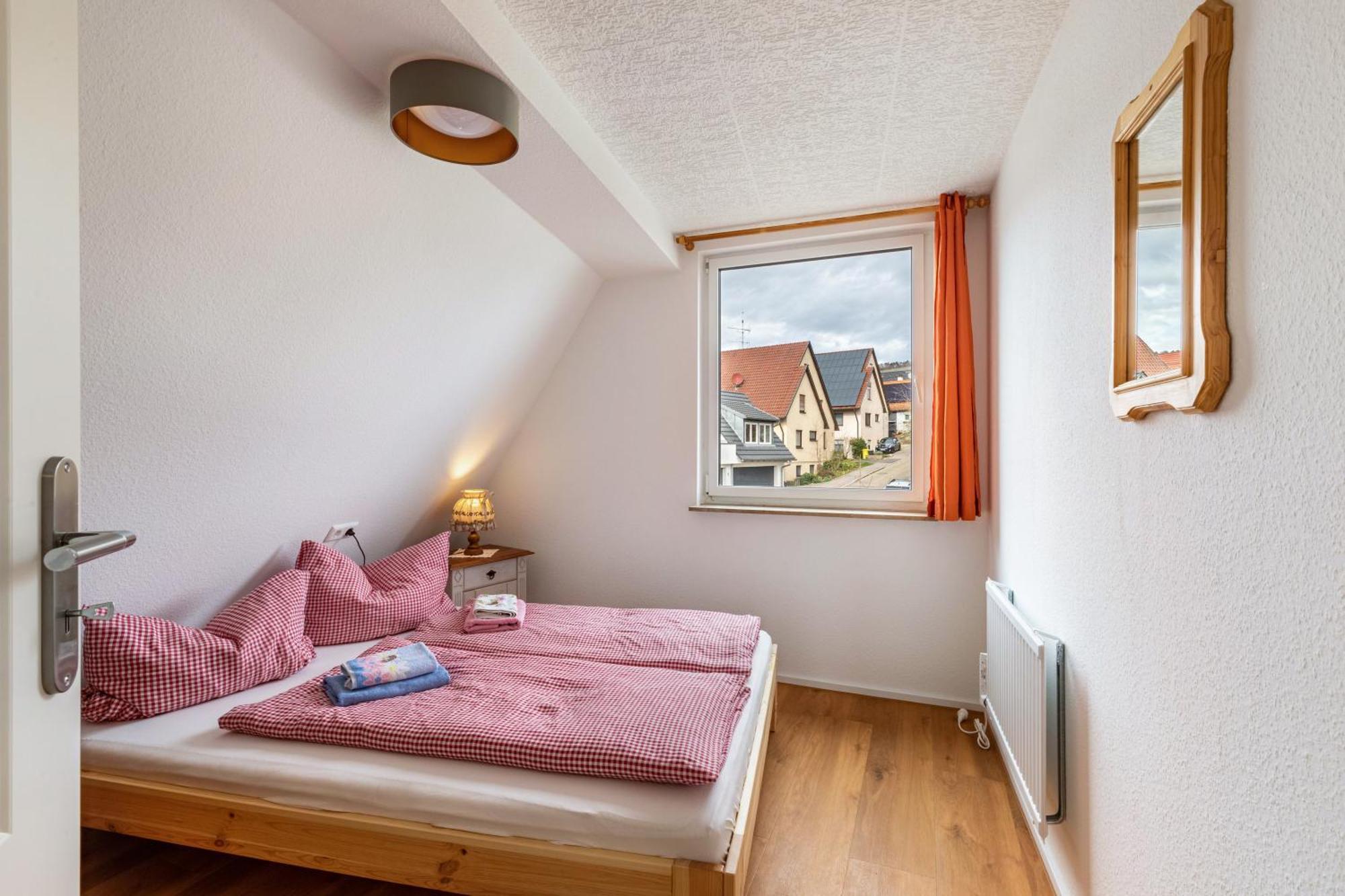 Ferienwohnung Sila Weinstadt Exterior foto