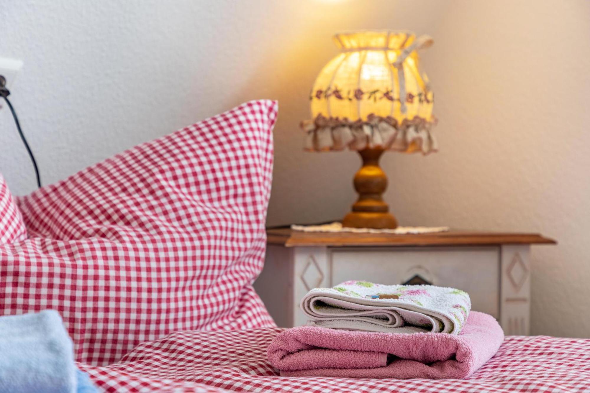 Ferienwohnung Sila Weinstadt Exterior foto