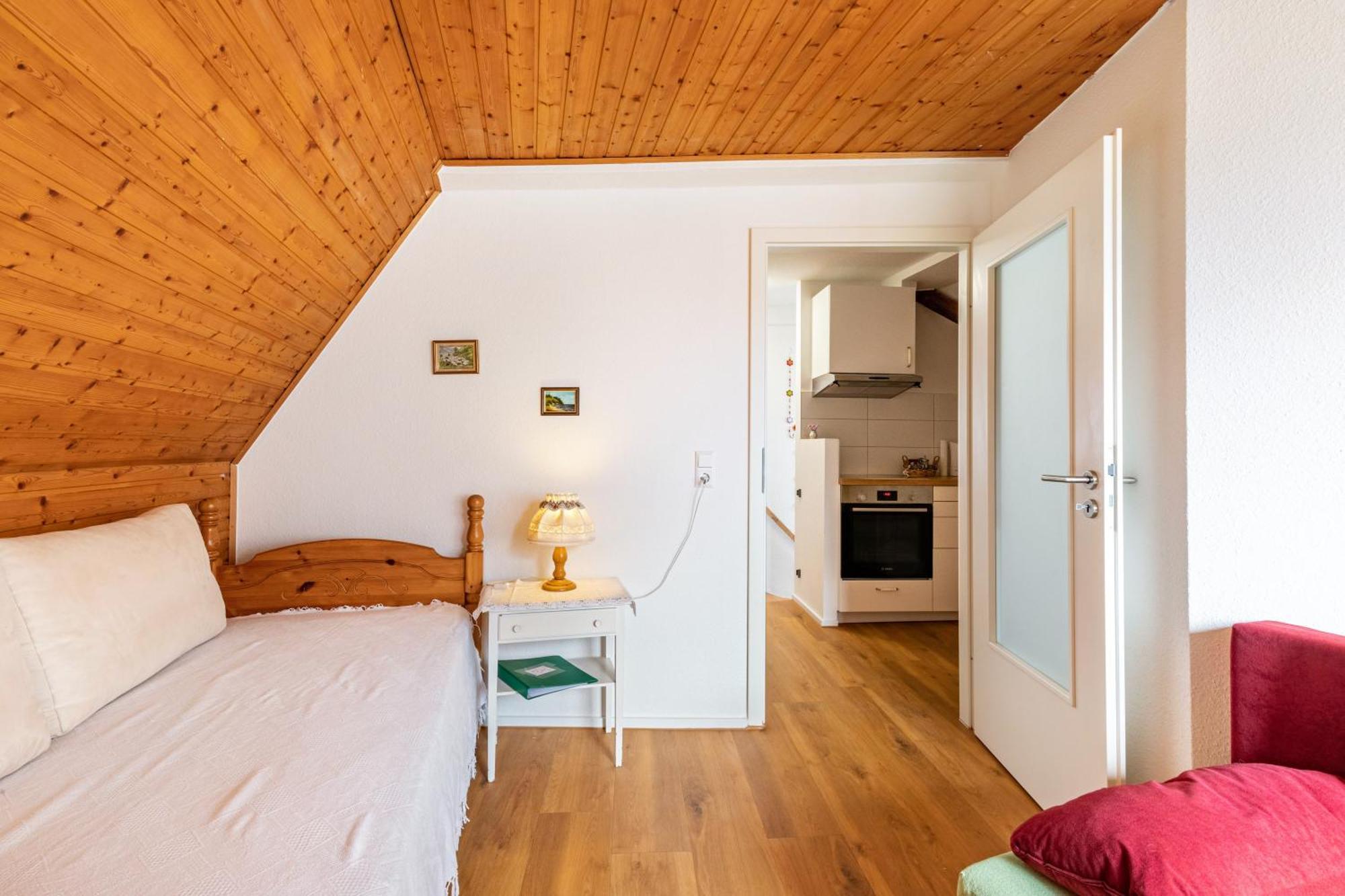 Ferienwohnung Sila Weinstadt Exterior foto