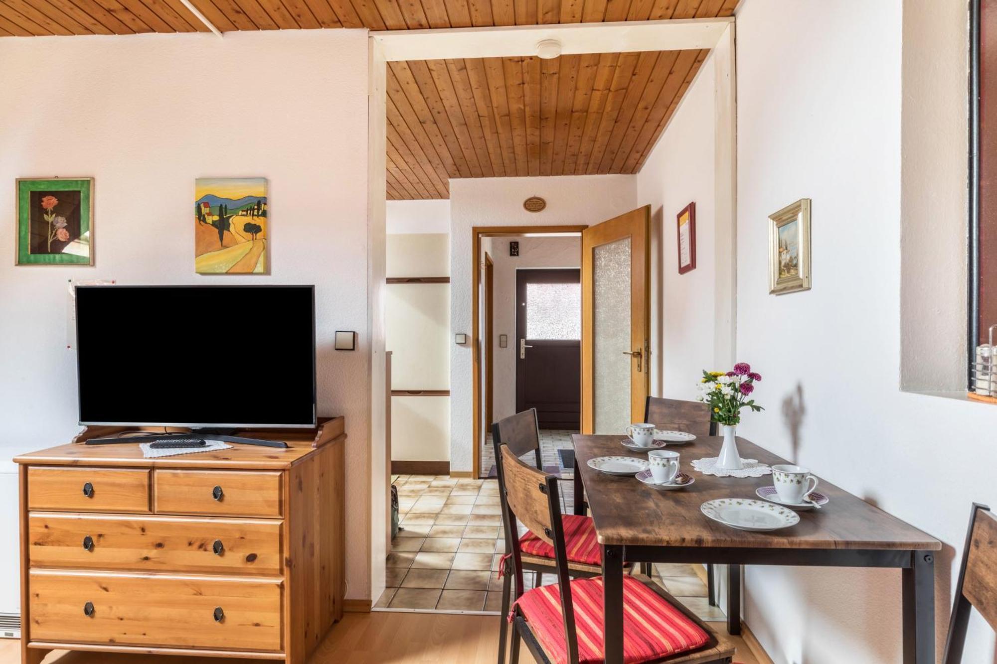 Ferienwohnung Sila Weinstadt Exterior foto
