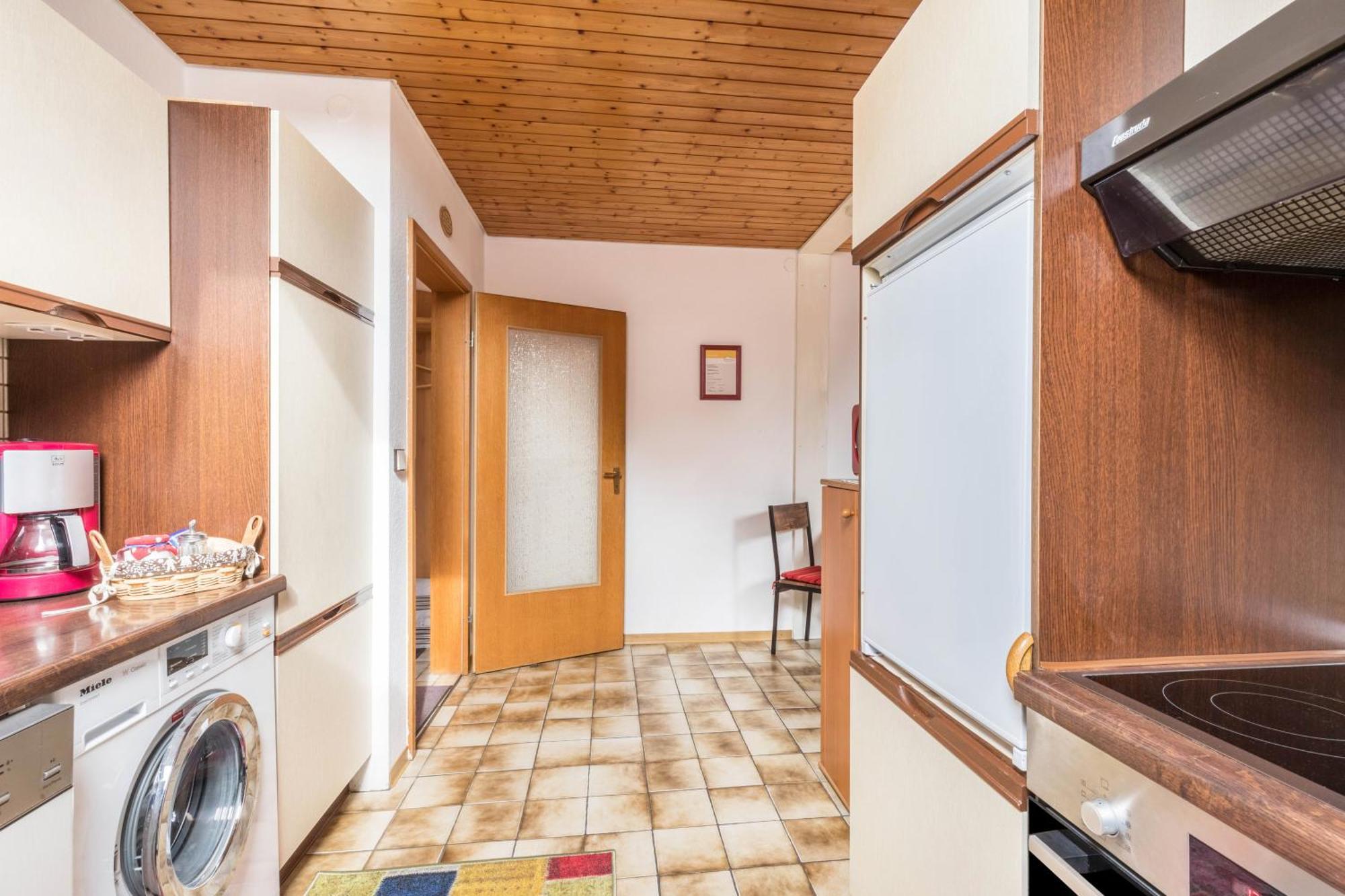 Ferienwohnung Sila Weinstadt Exterior foto
